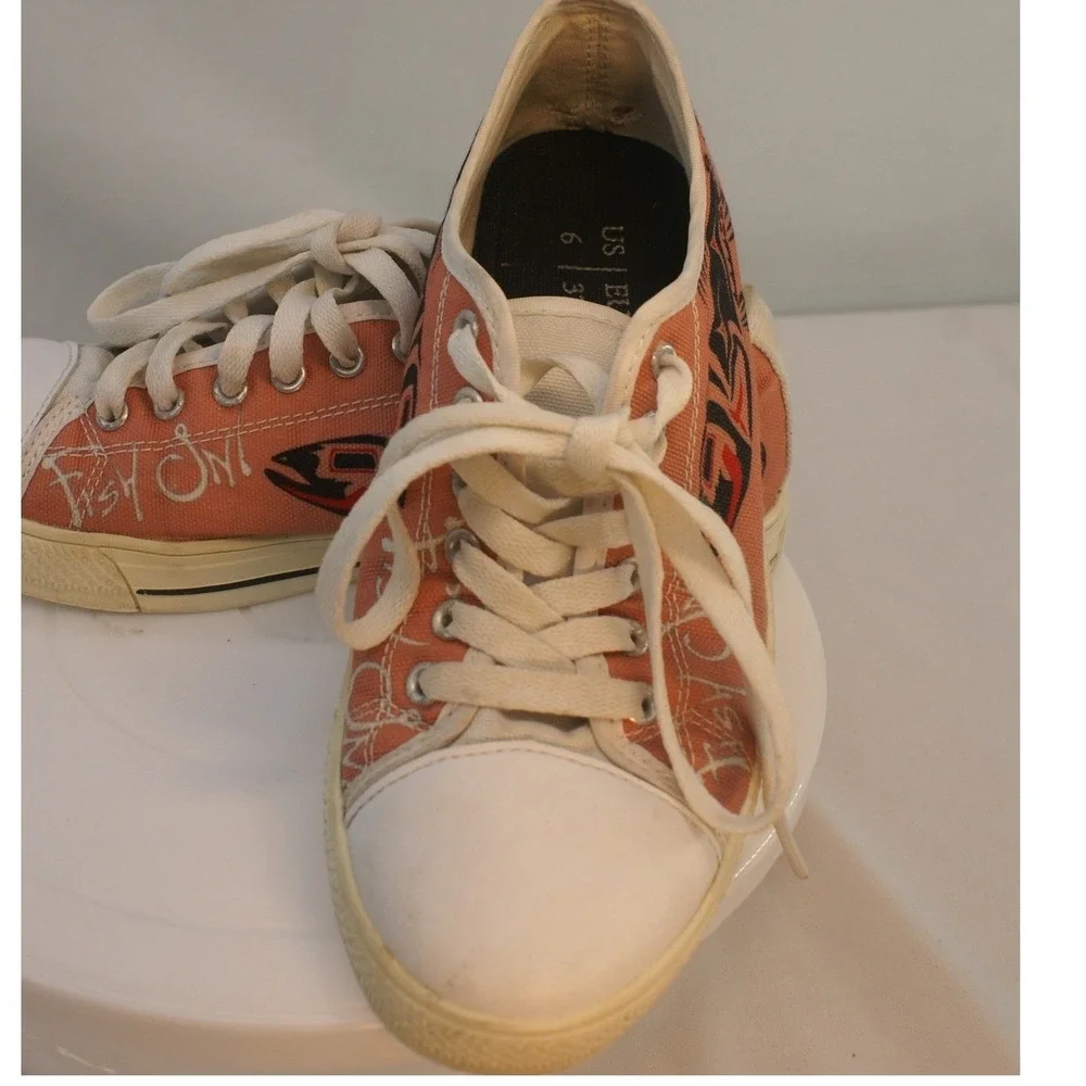 Fish On Salmon Canvas Low Top Sneakers PNW Native‎ Art Style Women 6 EU 39
